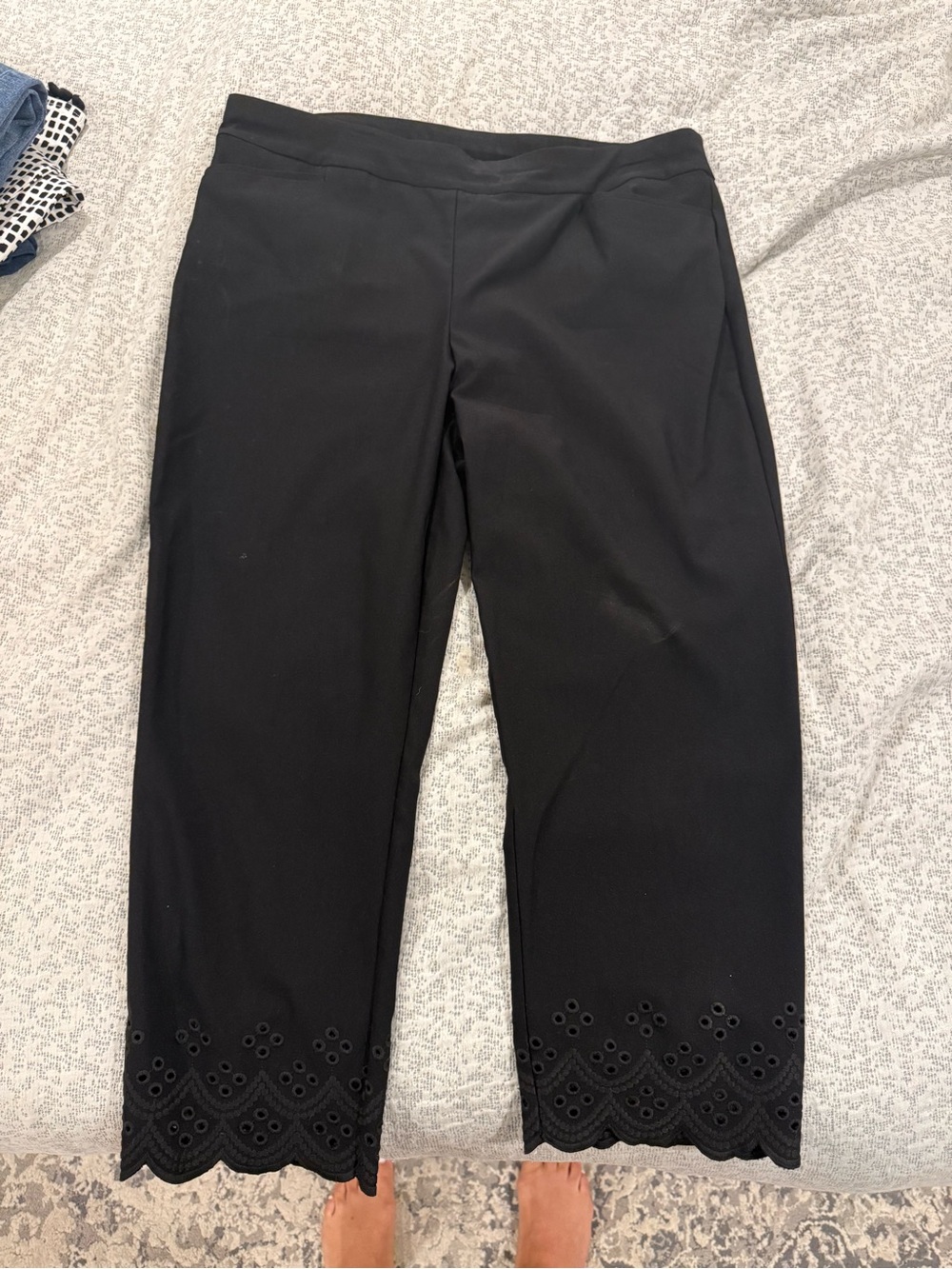 Chico's Black Capri Pants with Scalloped Eyelet Hem